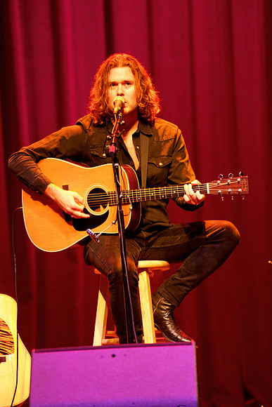 Nashville showDSC07433-2-rawdenoise-face