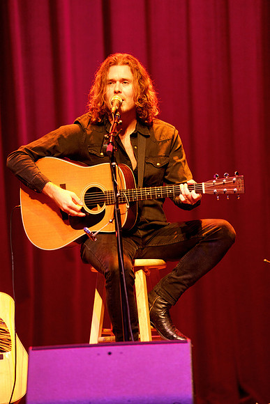 Nashville showDSC07435-2-rawdenoise-face