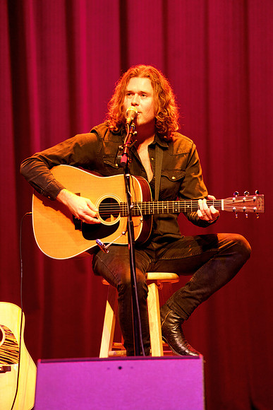 Nashville showDSC07447-rawdenoise-face