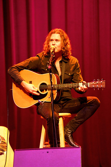 Nashville showDSC07448-2-rawdenoise-face
