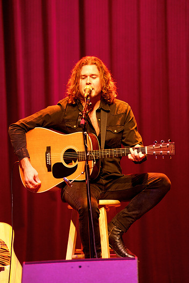 Nashville showDSC07455-rawdenoise-face