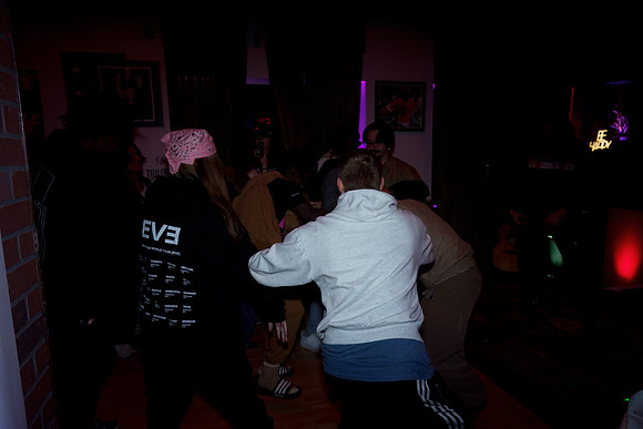 TRilogyDSC04471-rawdenoise-sharpen