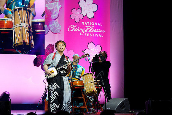 DSC00444-rawdenoise-sharpen-face