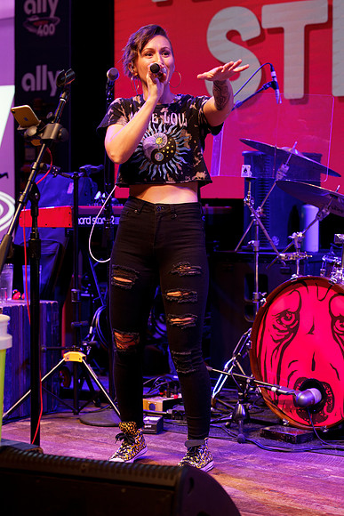 MusCnrDSC08304-rawdenoise