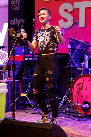 MusCnrDSC08313-rawdenoise