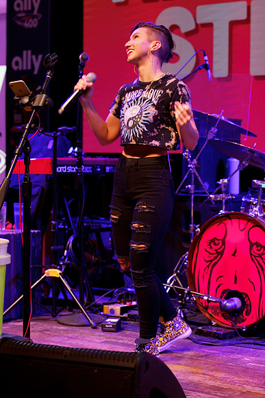 MusCnrDSC08403-rawdenoise