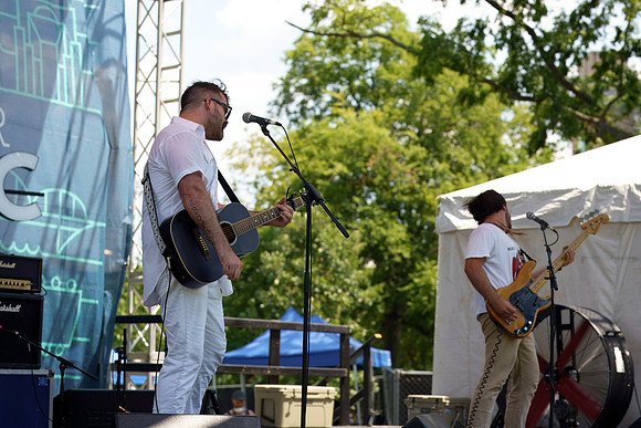 MusCnrDSC06058-rawdenoise
