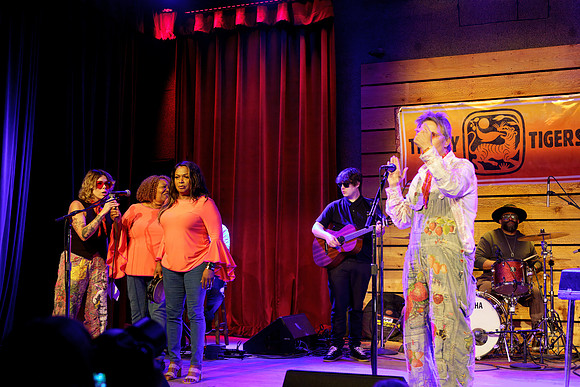30TGospelDSC01306-2