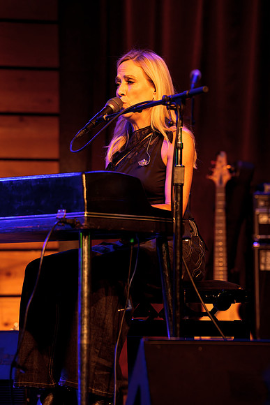 30TGospelDSC02288