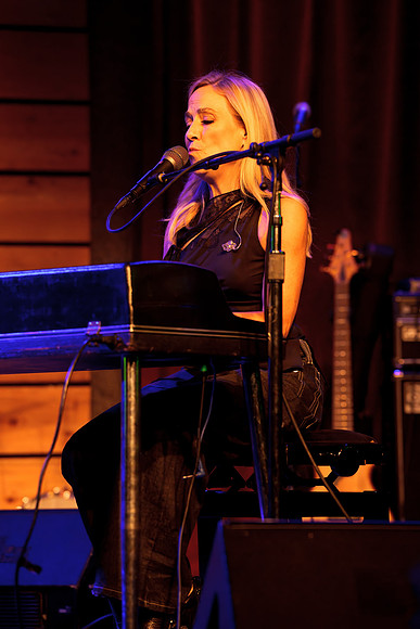 30TGospelDSC02279