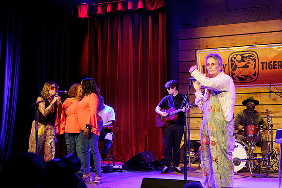 30TGospelDSC01308-2