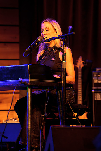 30TGospelDSC02253