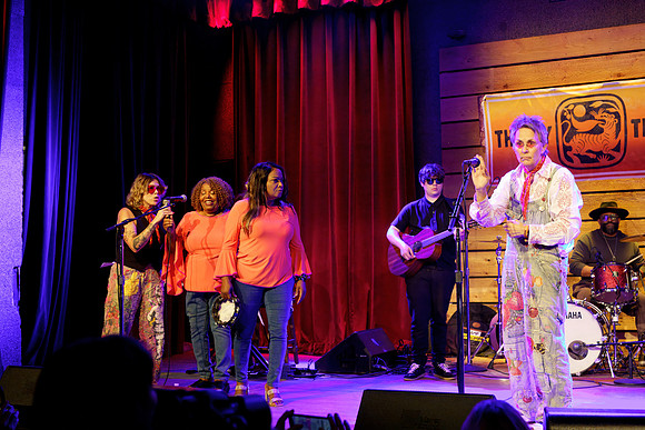 30TGospelDSC01315-2